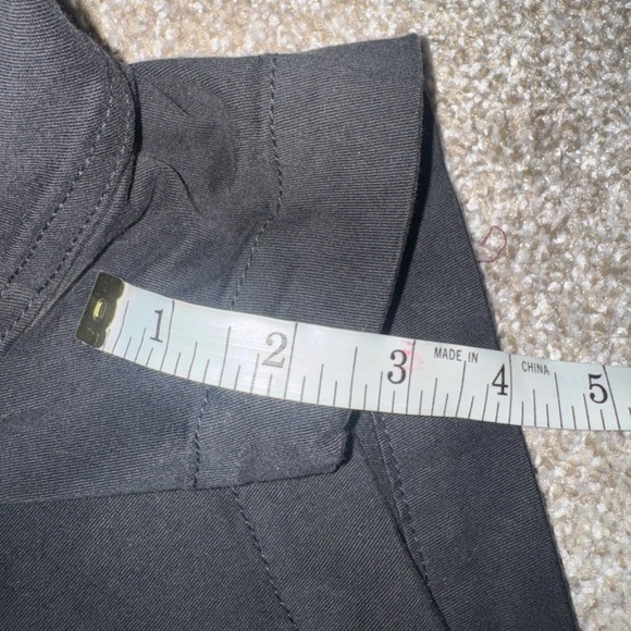AE Stretch High-Waisted Trouser Short Short - Picture 6 of 7